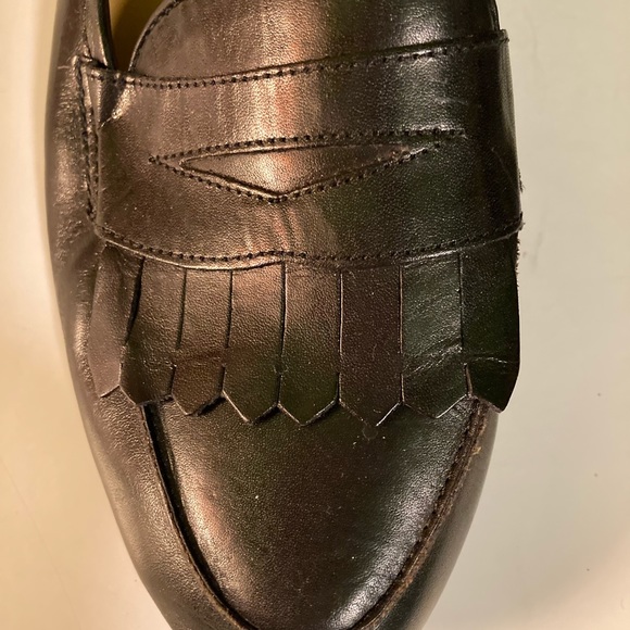 Etienne Aigner 10M blk kid, skirted penny lfr $55. - Picture 3 of 5